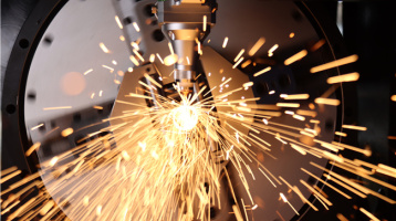 ความคิดเห็นของลูกค้า: เครื่องตัดเลเซอร์ TUBE จำนวน 8 เครื่อง รุ่น MP6012D